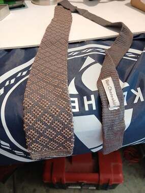 Ron Chereskin Vintage Knit Necktie Brown Geometric Pattern